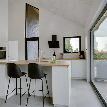 Holiday Caris - 950m From The Sea In Se Jutland By Interhome Hejls