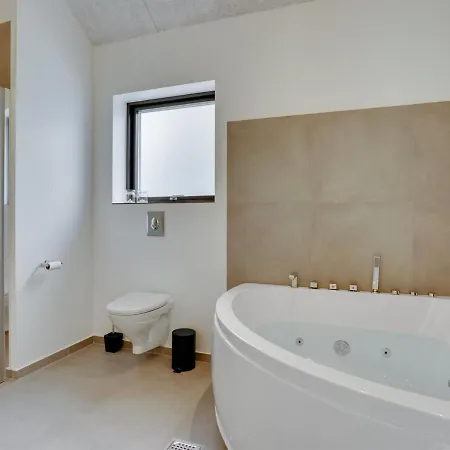 Holiday Caris - 950m From The Sea In Se Jutland By Interhome Holiday home