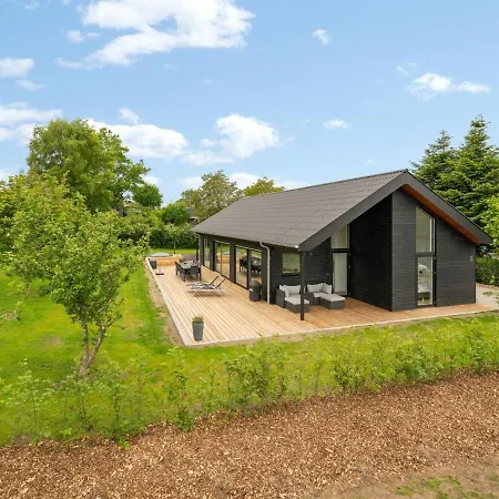 Holiday home Holiday Caris - 950m From The Sea In Se Jutland By Interhome